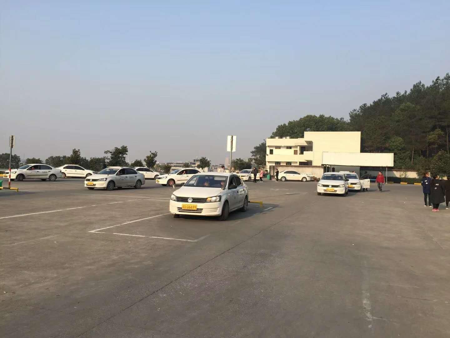 金华先行驾校报名价格与口碑全面解析